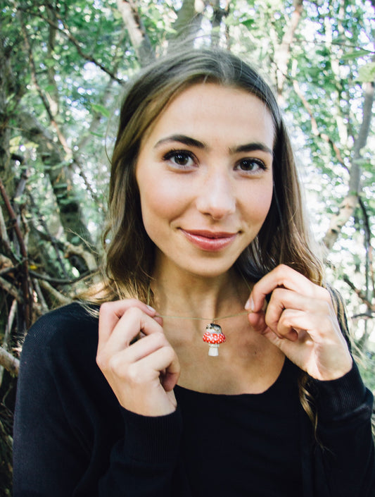 Collier souris et champignon