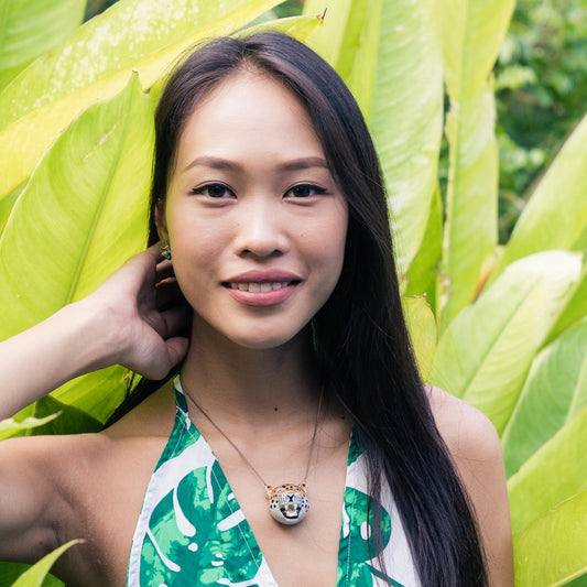 Collier tête de léopard rugissant