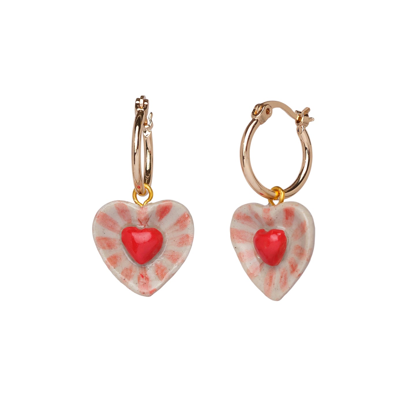 Boucles d'oreilles coeur dans le coeur